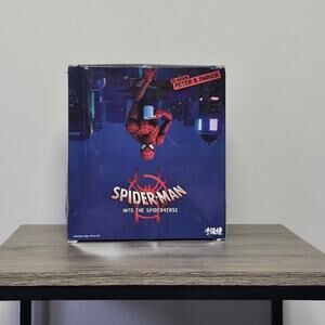 Spider Man Sentinel SV Action Peter Parker/ Spider Man Into The Spider Verse NWT